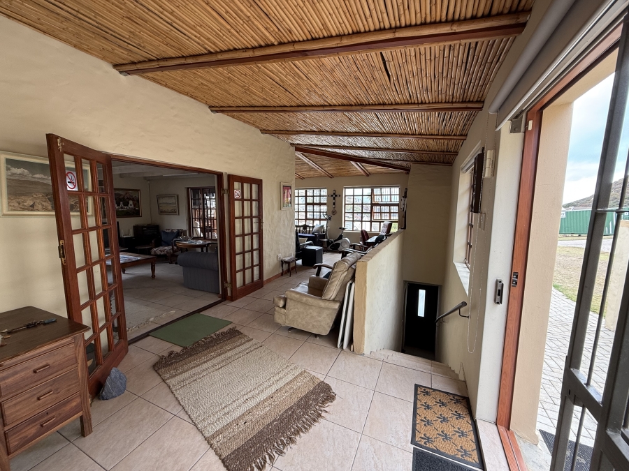 4 Bedroom Property for Sale in Vakansieplaas Western Cape